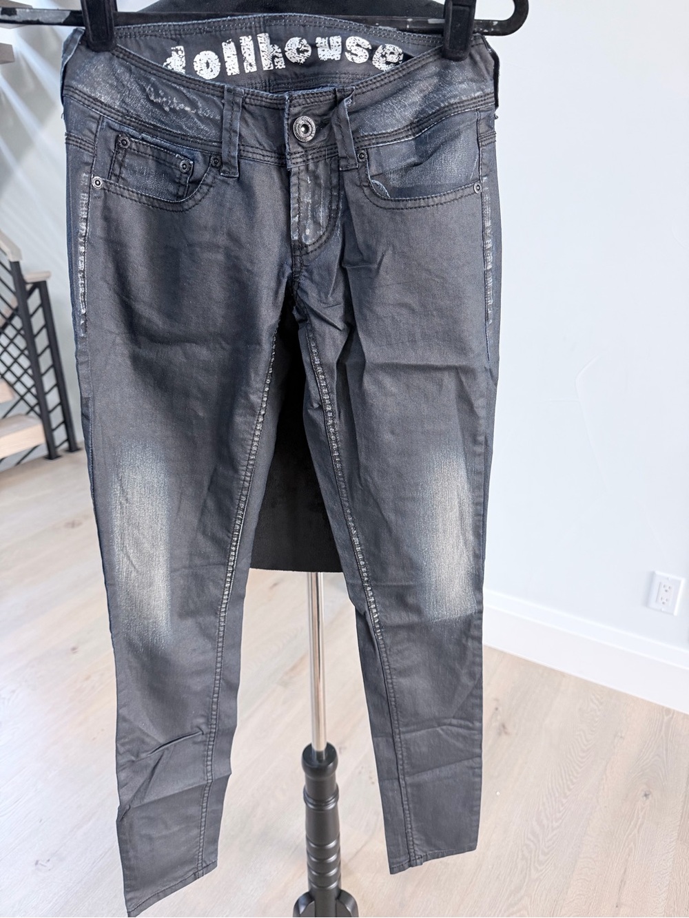 Vintage Y2K Dollhouse Black Washed Skinny Jeans size 0